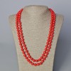 Collier long en corail pressé — boules lisses, diamètre 8,5 mm, longueur 120 cm