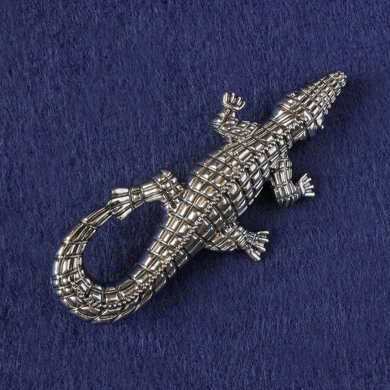 Broche-pendentif Crocodile argenté en métal 73×33 mm+