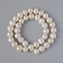 Perles d'eau douce texturées, diamètre 9,5 × 8,5 mm ±, longueur 35 cm ± sur fil