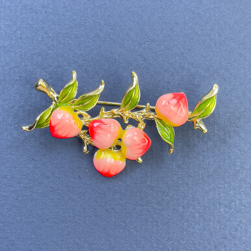 Broche fruit exotique émail coloré métal doré 28×45 mm+