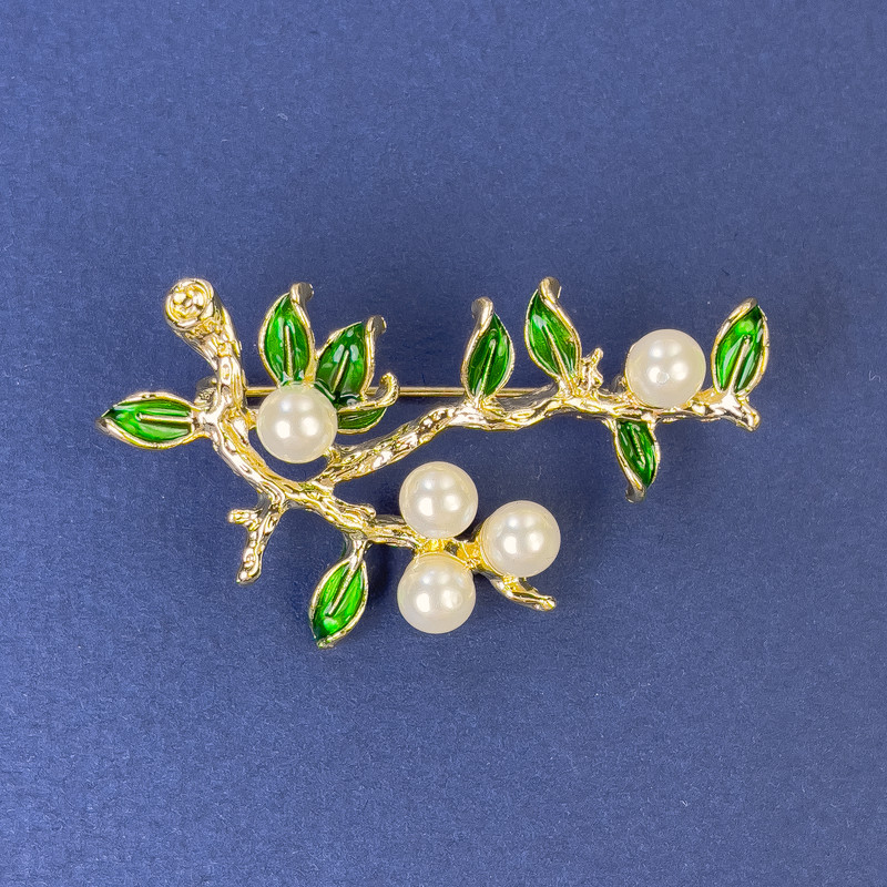 Broche « Branches » avec des perles, métal doré 48×32 mm+
