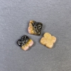 Perle-insert tourmaline trèfle 11 × 11 mm ± avec trou (prix par pièce)