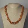Collier d'ambre – perles chips galetées, diamètre 8 × 6 mm ±, longueur 52 cm ±