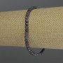Bracelet en saphir facetté, forme cube, diamètre 4 mm +-, longueur 18 cm, élastique