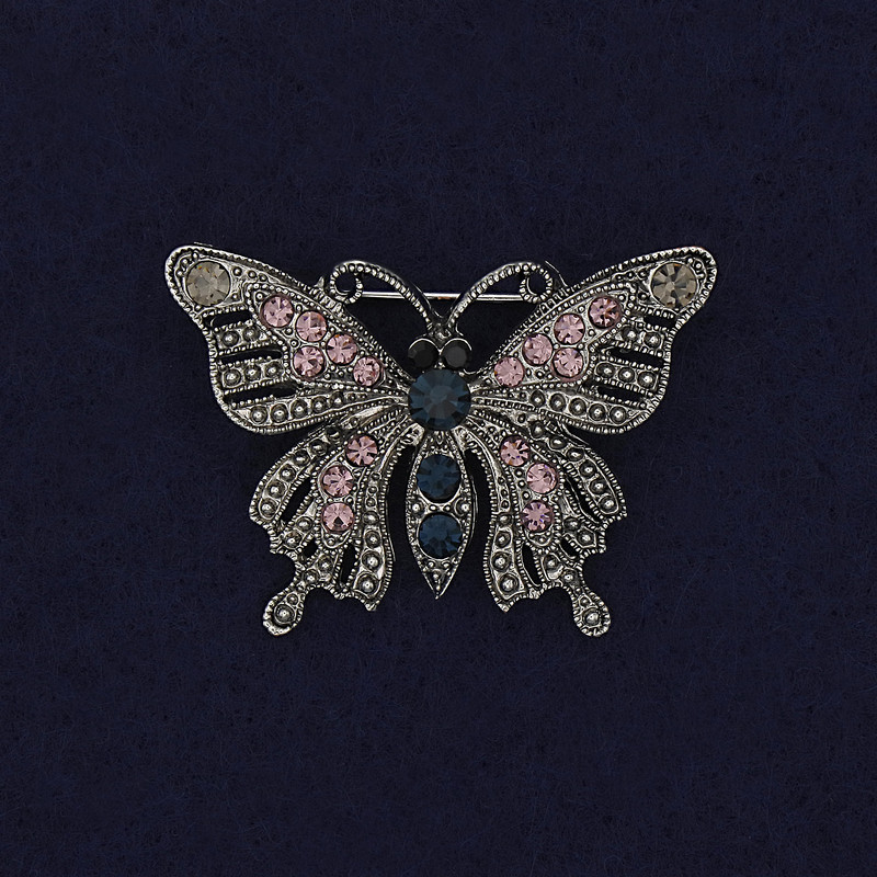 Broche papillon argenté avec strass, métal argenté, 41×30 mm +