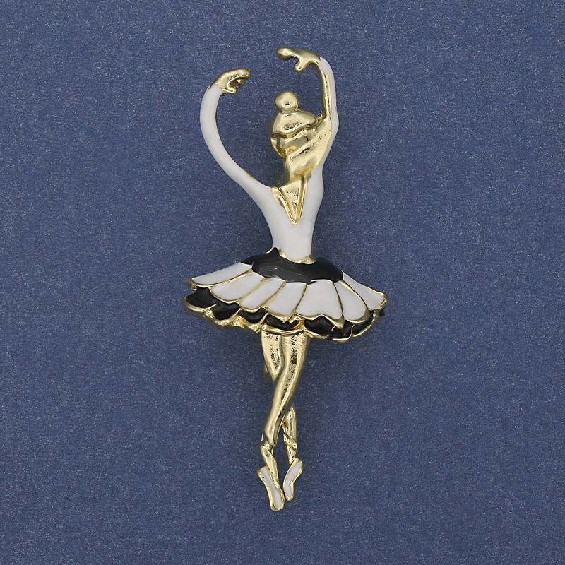 Broche-pendentif Ballerine émail blanc doré métal 25×57 mm+