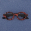 Broche «Lunettes» en acrylique couleur rouge et métal argenté 65×25 mm+