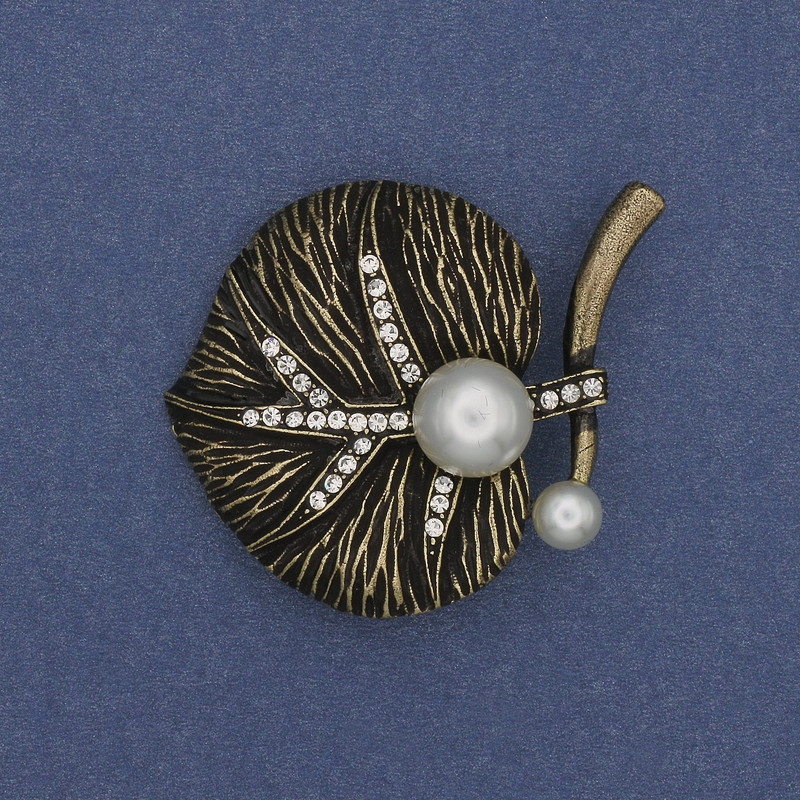 Broche Feuille perles et strass couleur bronze 37x42 mm+