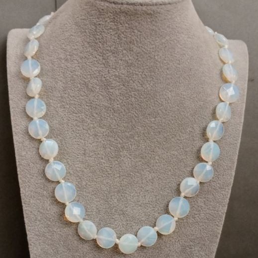 Collier Opalite, pierre de lune, longueur 49 cm +