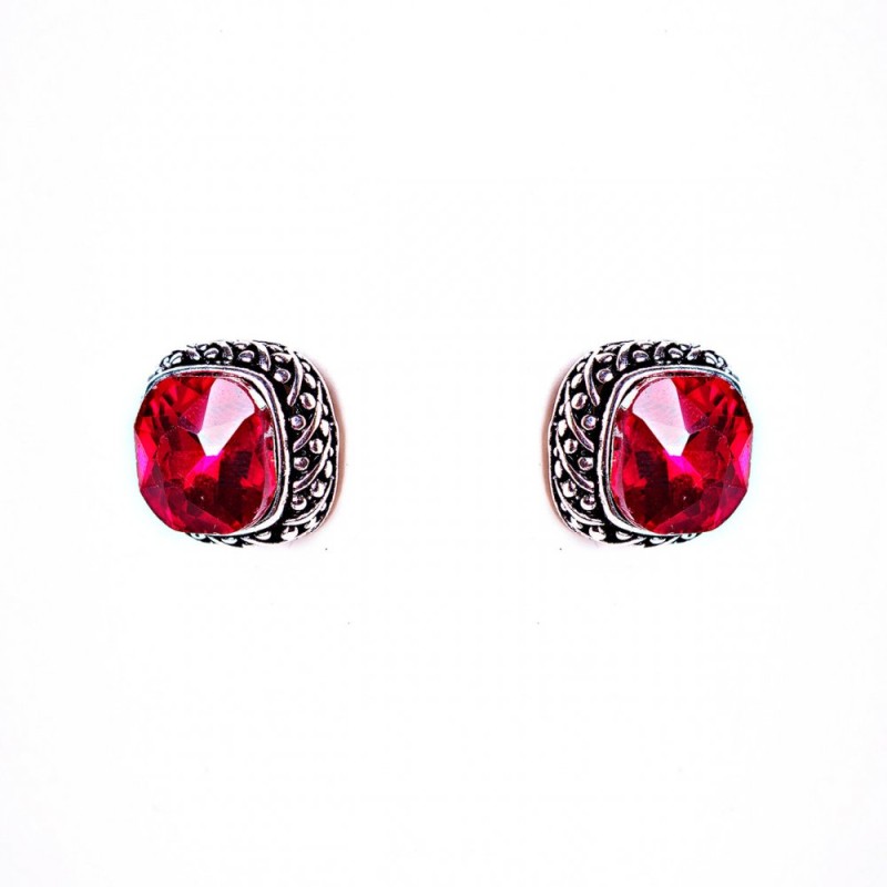 Boucles d'oreilles 1,7 cm carré cristal rouge