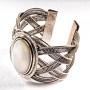 Bracelet en nacre, large monture métallique classique, forme ovale