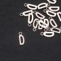 Pendentif lettre « D » 17×7 mm, conditionnement 20 g (+ - 25 pièces)