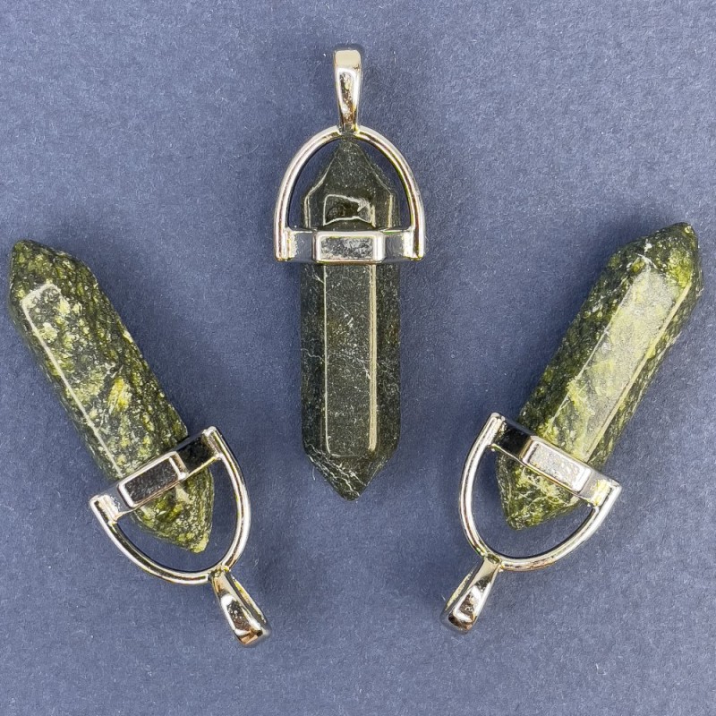 Pendentif en serpentine hexagonal de 4 cm