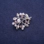 Soldes ! Broche Branche perlée, métal argenté 28 × 35 mm