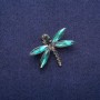 Broche Libellule avec des cristaux verts