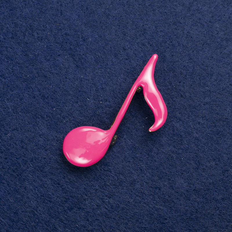 Broche Note métal doré et émail 25×45 mm +