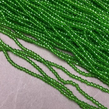 Perles Cristal tchèque sur fil vert clair transparent, facetté, diamètre 3×2,5 mm, longueur environ 36 cm