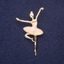 Broche Ballerine nacrée, métal jaune, 30x49 mm
