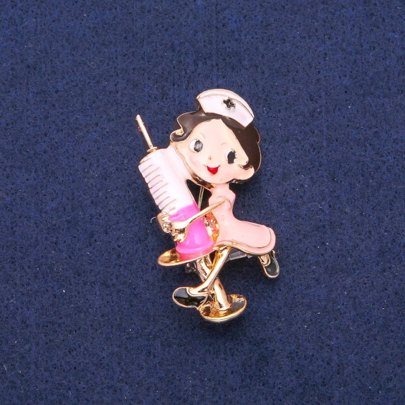 Broche infirmière multicolore émaillée, métal doré, 27 × 44 mm