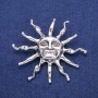 Broche-pendentif Soleil 53 x 62 mm, métal argenté