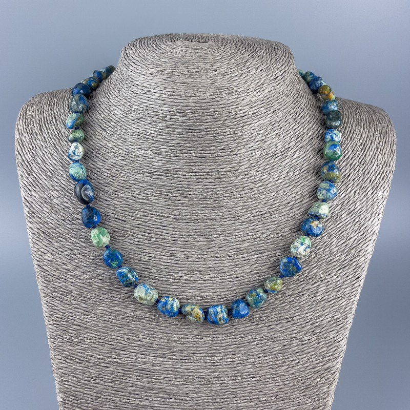 Collier en Chrysocolle et sodalite, perles galetées 8×10 mm ±, longueur 48 cm