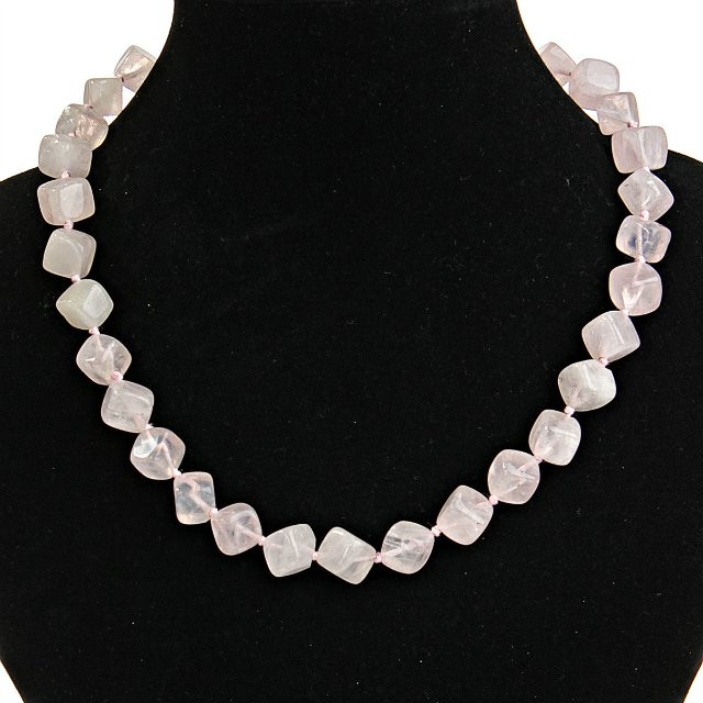 Collier en quartz rose, cubes 11×11 mm, longueur 48 cm