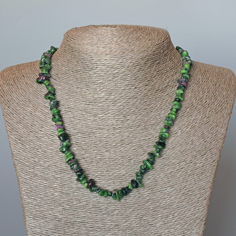Collier en zoïsite naturel, grains de 7×3 mm, longueur 47 cm ±